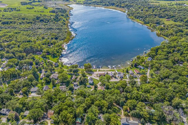 N6498 Orchard Heights ROAD, Delavan, WI 53115