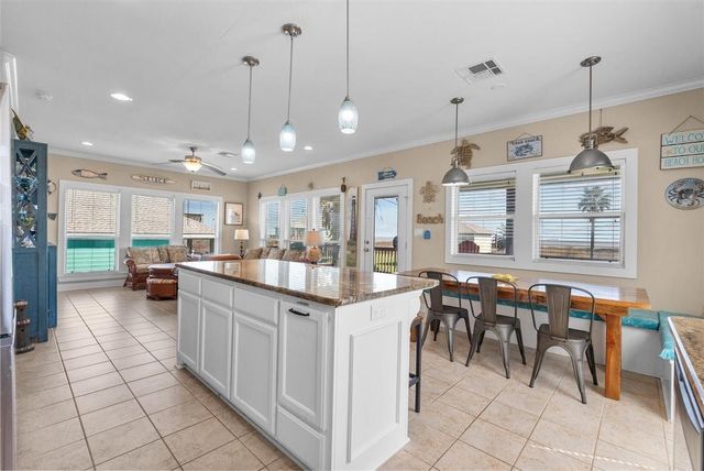 135 Ocean Shore Drive, Crystal Beach, TX 77650