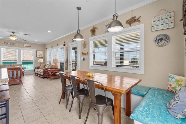 135 Ocean Shore Drive, Crystal Beach, TX 77650