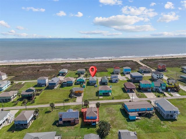 135 Ocean Shore Drive, Crystal Beach, TX 77650