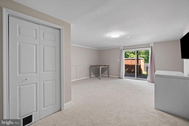 16 HARDWOOD DR, Rosedale, MD 21237