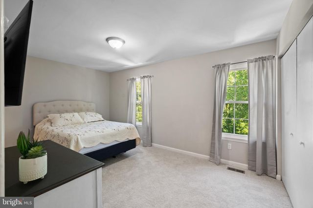 16 HARDWOOD DR, Rosedale, MD 21237