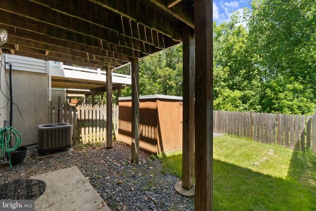 16 HARDWOOD DR, Rosedale, MD 21237