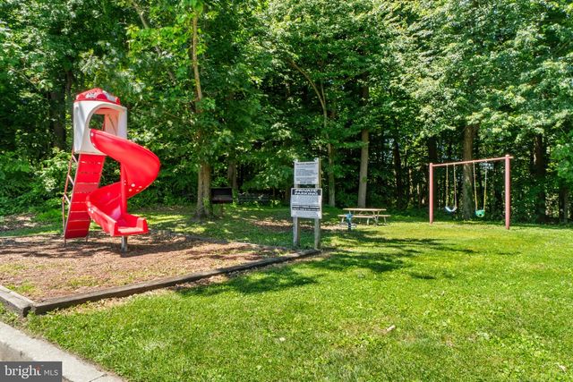 16 HARDWOOD DR, Rosedale, MD 21237