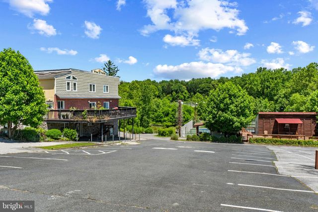 16 HARDWOOD DR, Rosedale, MD 21237