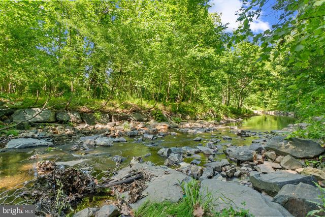 16 HARDWOOD DR, Rosedale, MD 21237