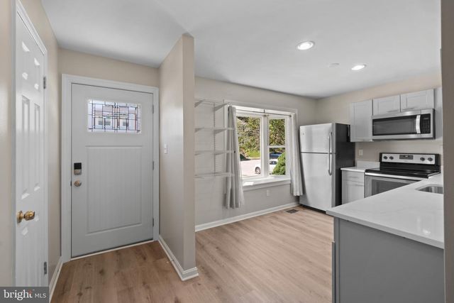 16 HARDWOOD DR, Rosedale, MD 21237