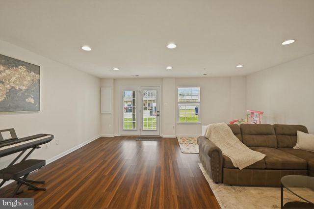 6357 WALCOTT LN, Frederick, MD 21703