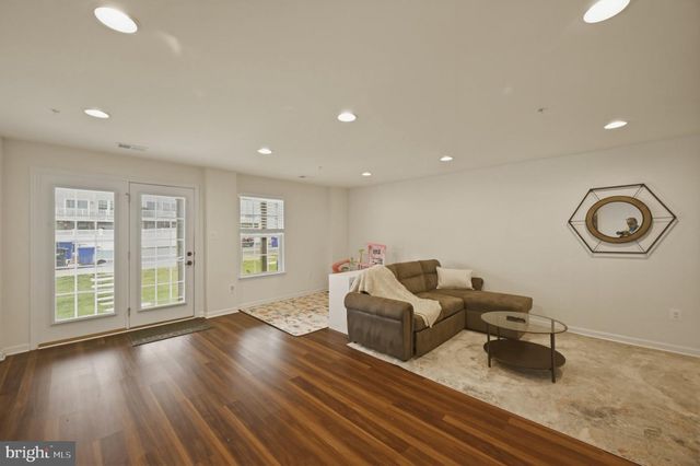 6357 WALCOTT LN, Frederick, MD 21703