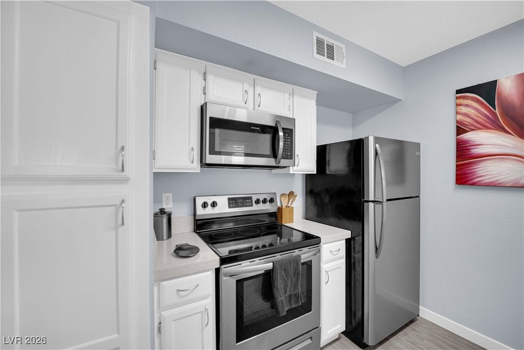 Image 16 of property listing at 6650 West Warm Springs Road 2159, Las Vegas, NV 89118