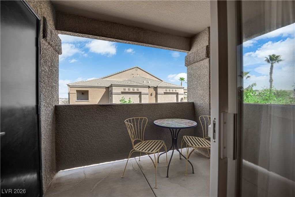 Image 4 of property listing at 6650 West Warm Springs Road 2159, Las Vegas, NV 89118