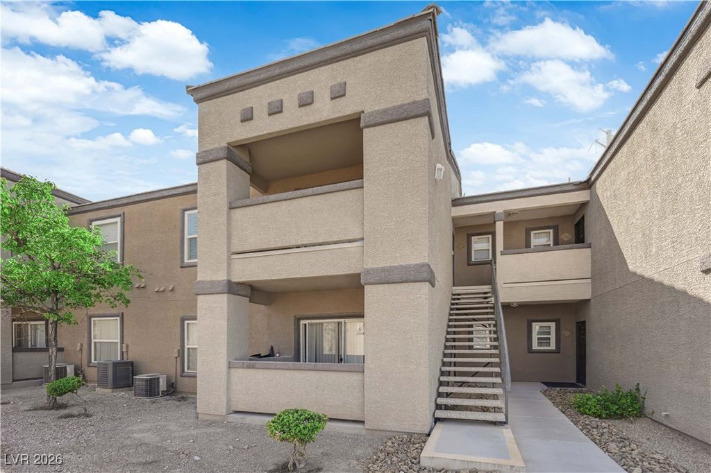 Image 6 of property listing at 6650 West Warm Springs Road 2159, Las Vegas, NV 89118