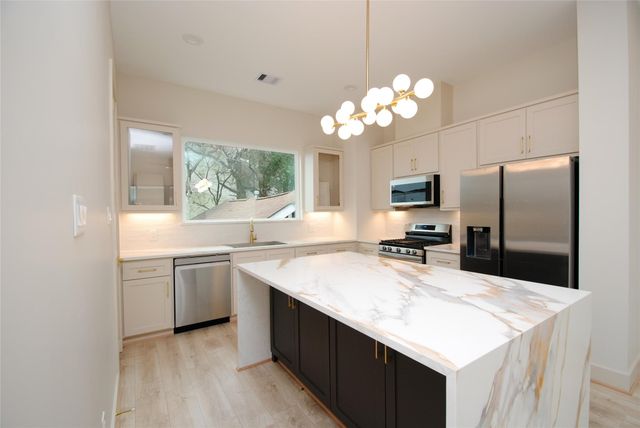 6312 Illinois Street C, Houston, TX 77021