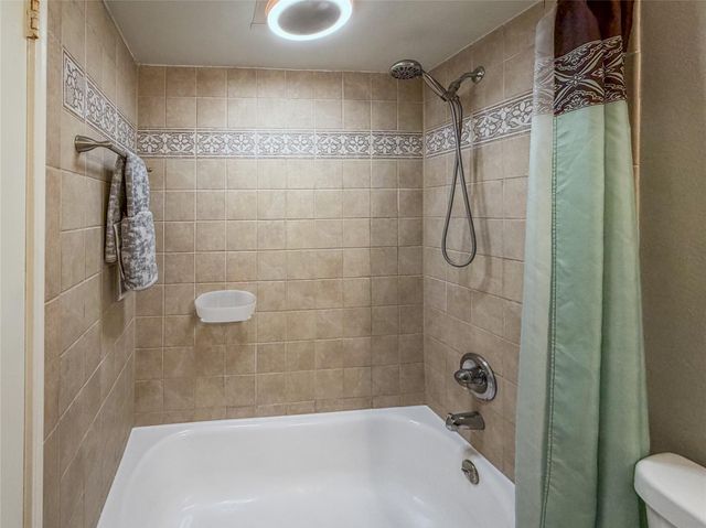 2574 Marilee Lane 23, Houston, TX 77057