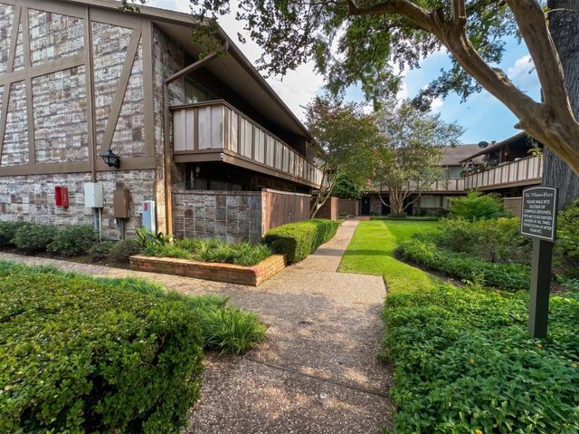 2574 Marilee Lane 23, Houston, TX 77057