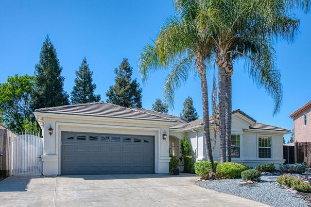 9595 N Woodrow Avenue, Fresno, CA 93720
