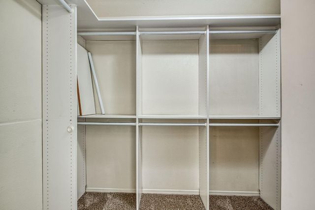 9595 N Woodrow Avenue, Fresno, CA 93720