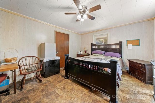 225 Institute Street, Mooresville, NC 28115