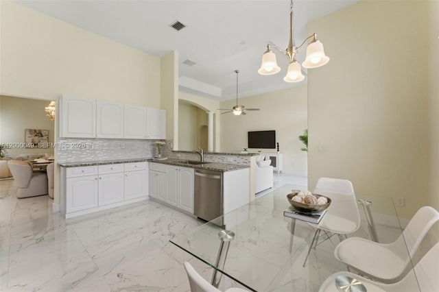 3653 SW 162nd Ave, Miramar, FL 33027