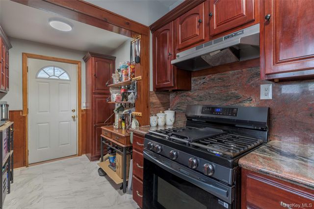 230-15 88th Avenue, Queens Village, NY 11427