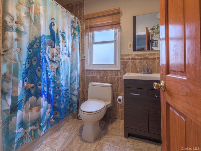 230-15 88th Avenue, Queens Village, NY 11427