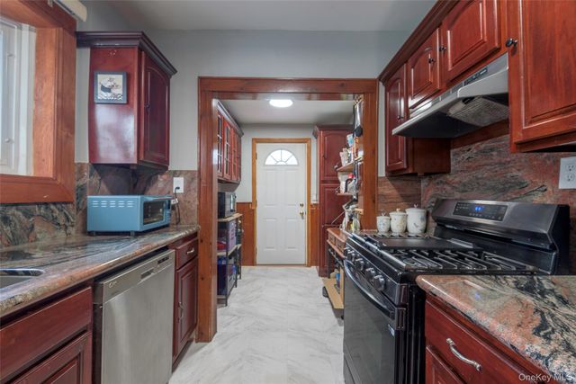 230-15 88th Avenue, Queens Village, NY 11427