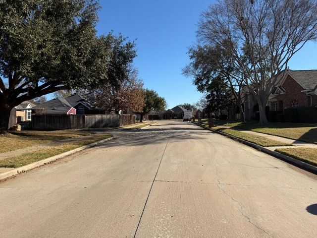 1225 Sam Dennis Drive, Lewisville, TX 75077