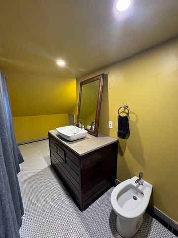 2812 N WASHINGTON ST. Aly, Spokane, WA 99205