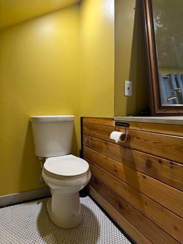 2812 N WASHINGTON ST. Aly, Spokane, WA 99205