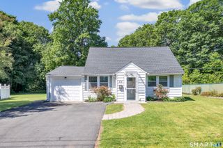 202 Glen Hills Road, Meriden, CT 06451