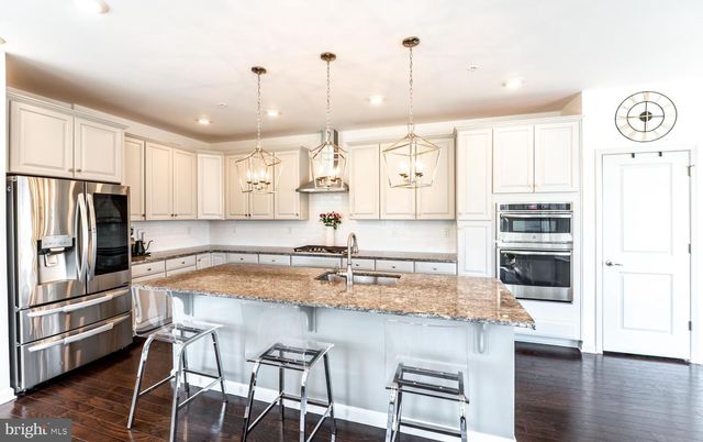325 GOLDMAN DR, Phoenixville, PA 19460