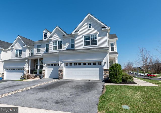 325 GOLDMAN DR, Phoenixville, PA 19460