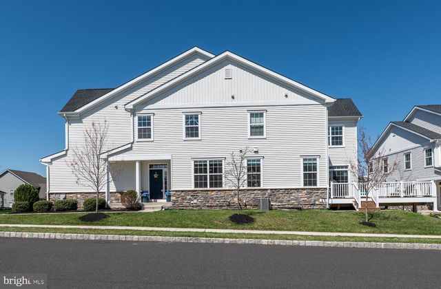 325 GOLDMAN DR, Phoenixville, PA 19460