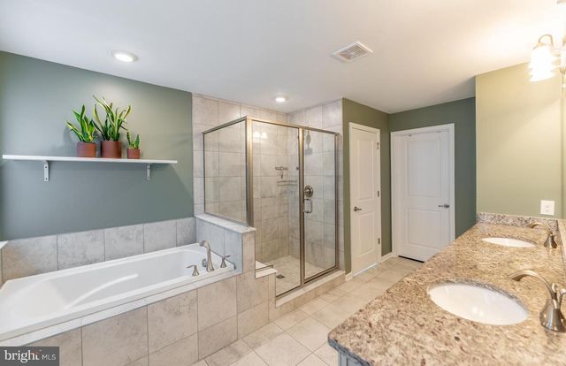 325 GOLDMAN DR, Phoenixville, PA 19460