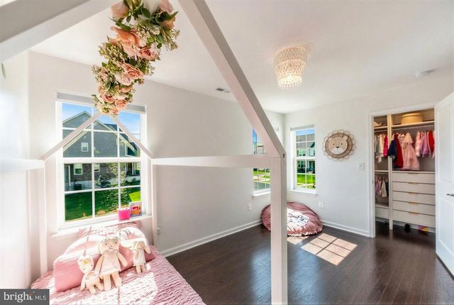 325 GOLDMAN DR, Phoenixville, PA 19460