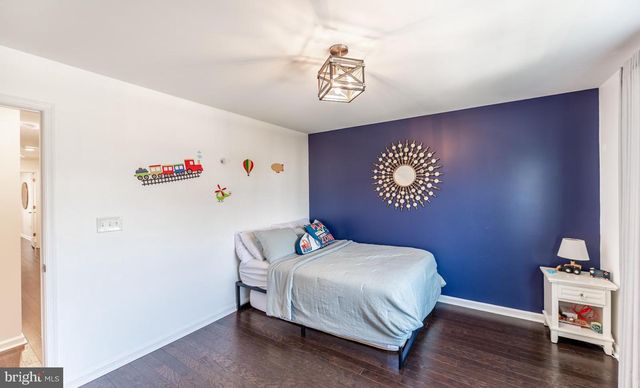 325 GOLDMAN DR, Phoenixville, PA 19460