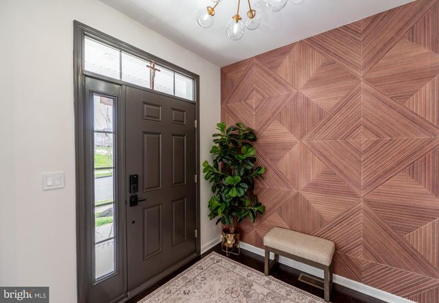 325 GOLDMAN DR, Phoenixville, PA 19460