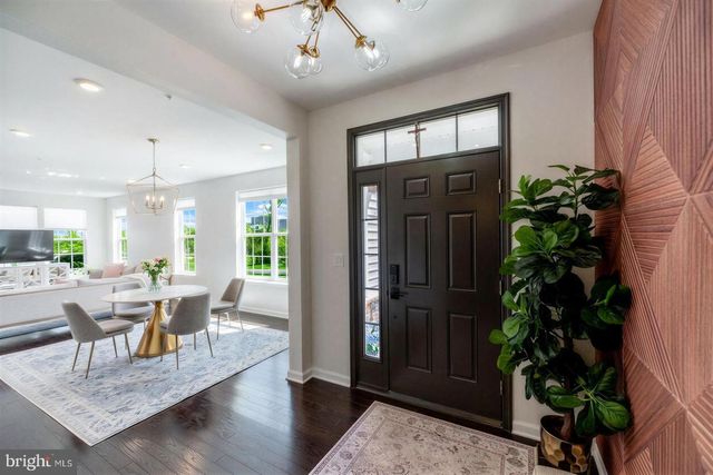 325 GOLDMAN DR, Phoenixville, PA 19460