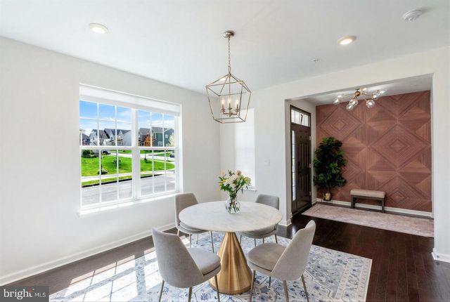 325 GOLDMAN DR, Phoenixville, PA 19460