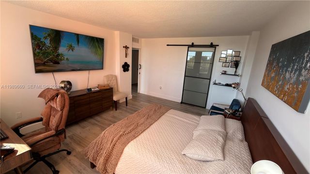 1351 NE Miami Gardens Drive 325E, Miami, FL 33179