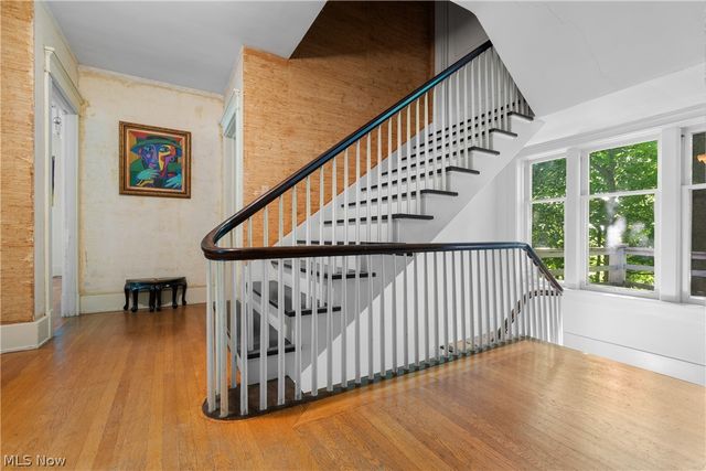 1848 Cadwell Avenue, Cleveland Heights, OH 44118