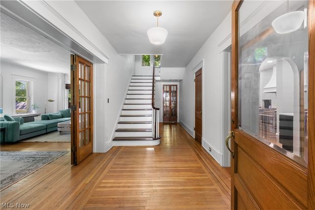 1848 Cadwell Avenue, Cleveland Heights, OH 44118