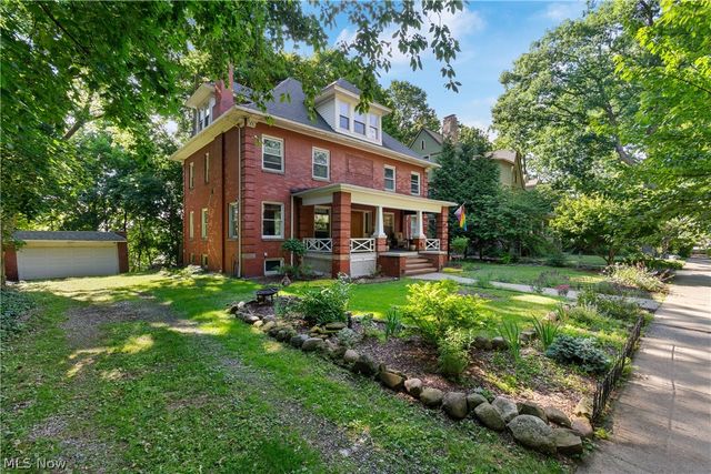 1848 Cadwell Avenue, Cleveland Heights, OH 44118