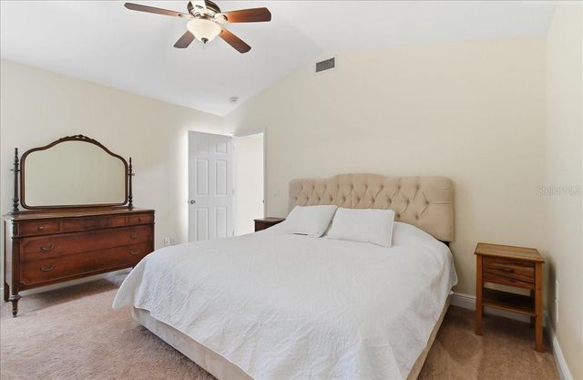 8215 COUNTRY OAKS COURT, Sarasota, FL 34243