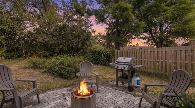 8215 COUNTRY OAKS COURT, Sarasota, FL 34243