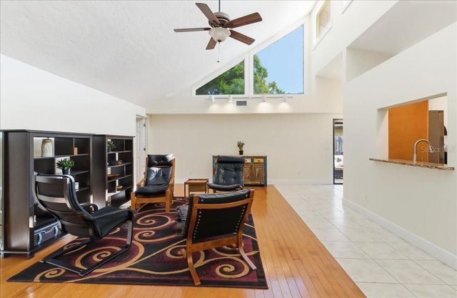 8215 COUNTRY OAKS COURT, Sarasota, FL 34243