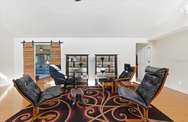 8215 COUNTRY OAKS COURT, Sarasota, FL 34243