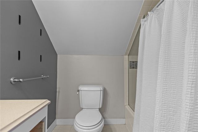 217 Bay View Avenue, Cranston, RI 02905