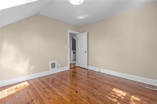 217 Bay View Avenue, Cranston, RI 02905
