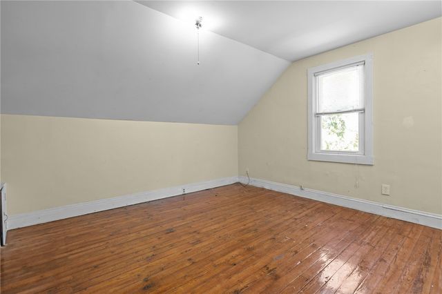 217 Bay View Avenue, Cranston, RI 02905